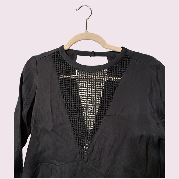 L/S Tunic - Picture 2 of 8